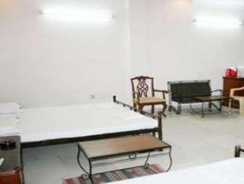 Hotel Pearl Plaza Nueva Delhi Habitación foto